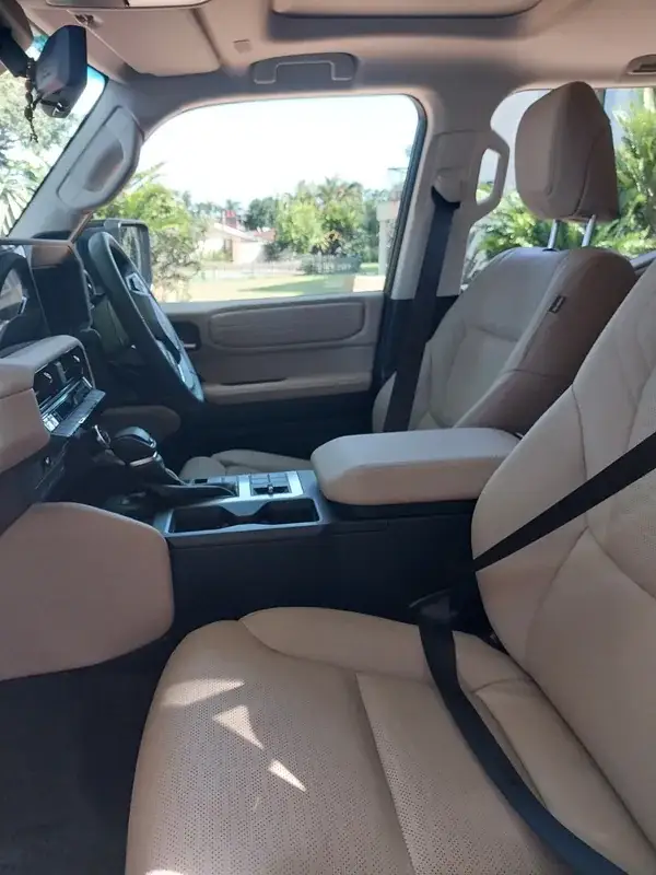 Land Cruiser cream leather interior clean Durban