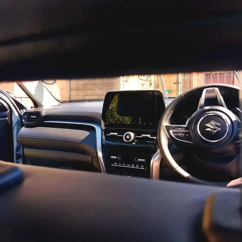 Suzuki Vitara interior dashboard detail Durban